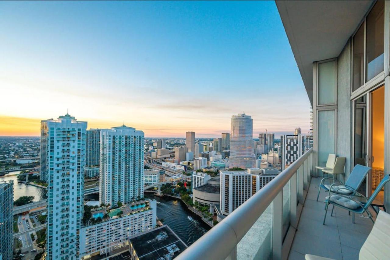 Beautiful One Bedroom Condo 16Ft Ceilings At The W 迈阿密 外观 照片